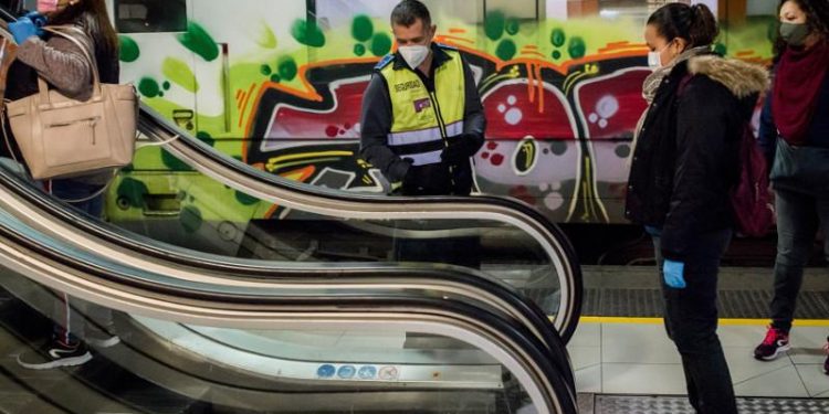 Әлеуметтік қашықтық ережесі 2022 жылға дейін сақталуы мүмкін