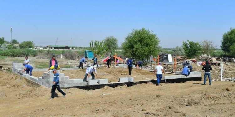 МАҚТААРАЛДАҒЫ ҚҰРЫЛЫС ЖҰМЫСТАРЫНА 800-ДЕН АСТАМ ЖЕРГІЛІКТІ ТҰРҒЫН  ТАРТЫЛҒАН