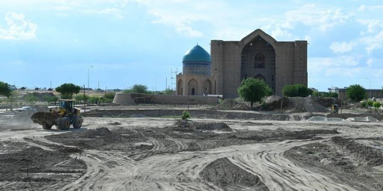 КЕСЕНЕ АУМАҒЫНДА ҚҰНДЫ АҒАШТАР ОТЫРҒЫЗЫЛДЫ