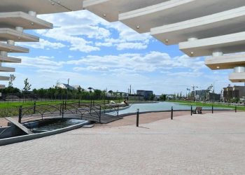 ТУРИСТЕР ҮШІН ҮШ ТІЛДЕ АУДИТОГИДТЕР ЖҰМЫС ІСТЕЙДІ