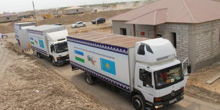 Қазақстан және Өзбекстан кәсіподақтар федерациясы мақтааралдықтарға 66 миллион теңгеге қайырымдылық көмек көрсетті