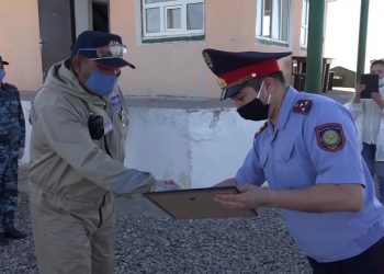 БЛОК-БЕКЕТТЕРДЕ ҚЫЗМЕТ ЕТКЕН ПОЛИЦЕЙЛЕР МАРАПАТТАЛДЫ