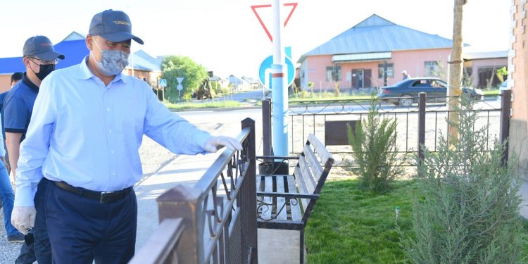 Облыс басшысы Түркістан қаласын абаттандыру жұмыстарымен танысты