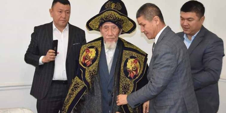 ЖЕТІСАЙЛЫҚ ҚАРИЯНЫҢ ҰРПАҒЫ 202-ГЕ ЖЕТКЕН