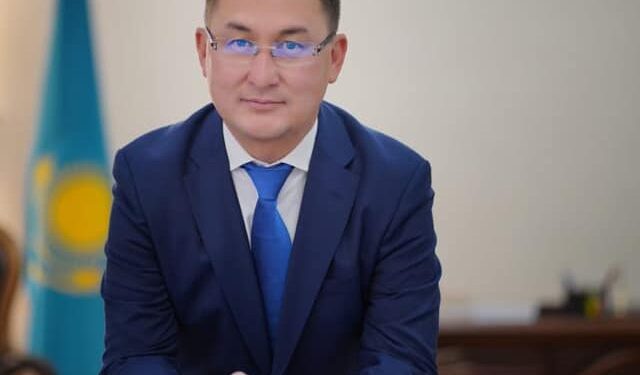 РАШИД АЮПОВ: «ЕЛІМІЗ ТУЫМЕН ТҰҒЫРЛЫ, ЕЛТАҢБАСЫМЕН ЕҢСЕЛІ, ӘНҰРАНЫМЕН АЙБАТТЫ»