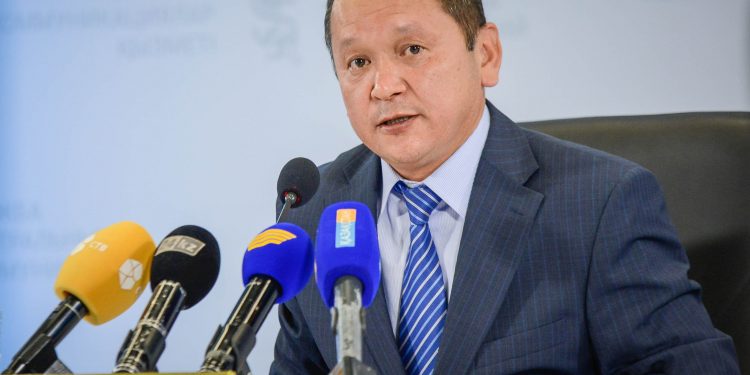Еңбек министрі жалақыға қатысты тың мәлімдеме жасады