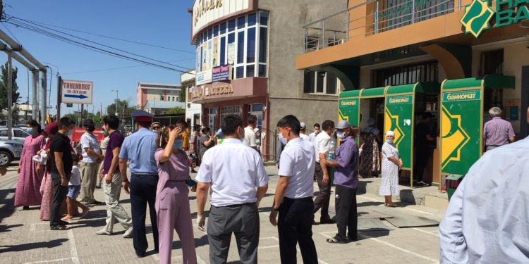 Түркістан облысында карантин талабын бұзғандарға 42 миллион теңге айыппұл салынды