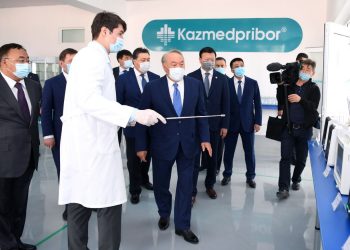 Елбасы «Казмедприбор» серіктестігінің қызметімен танысты