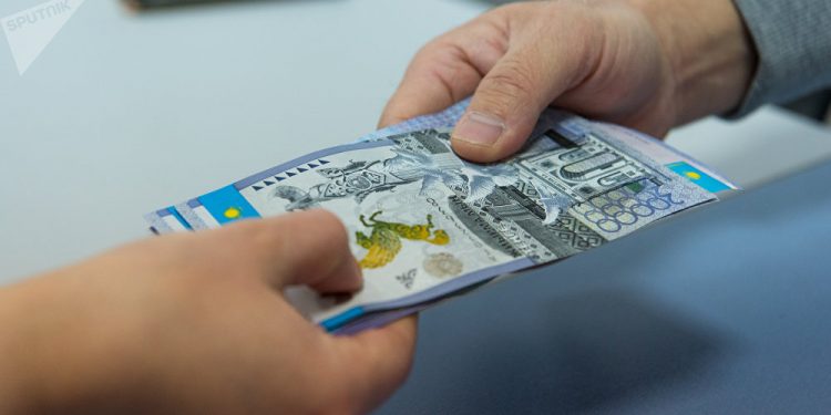 500 мың теңге пара алған шымкенттік шенеунік 15 млн теңге айыппұл төлейтін болды