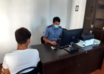 Түркістан облысы полицейлері құрамында есірткі заты бар өсімдіктерді өсірген ауыл тұрғынын ұстады