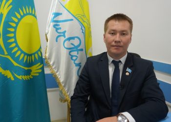 Жансері Суетов: Мені қолдағаныңыз, жастарды қолдағаныңыз!