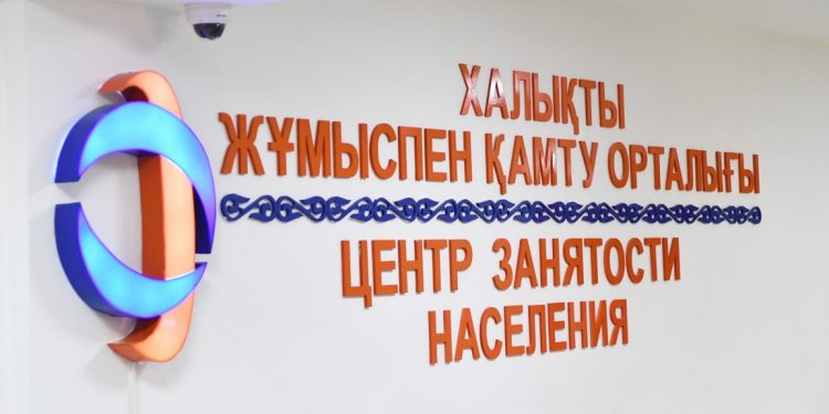 Депутат жұмыспен қамту орталықтарының былығын әшкереледі