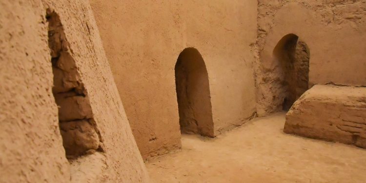 Түркістанда құпиясы толық ашылмаған тарихи ескерткіштер зерттелуде 