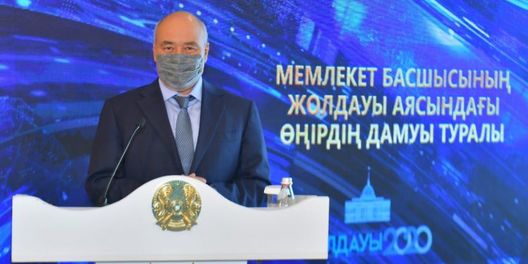 Өмірзақ Шөкеев: Коронавируспен күресте дәрі-дәрмек тапшылығы орын алмауы тиіс