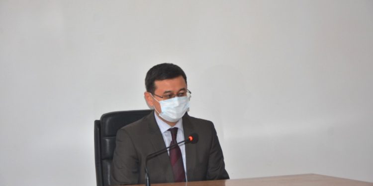 Руководитель Администратора судов посетил районные суды