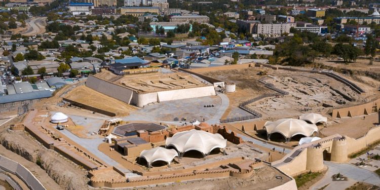 Шымкент қаласының тарихи-мәдени мұраларын қорғау жөнінде кеңес отырысы өтті