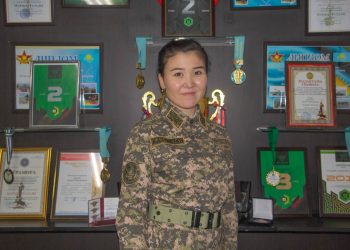 Өмірін әскери саламен байланыстырған ару