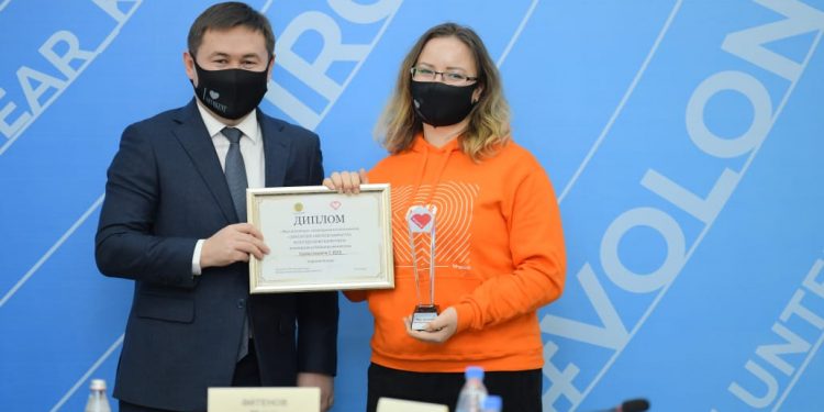 Шымкент қаласының әкімі «Жыл волонтері» номинациясын табыстады