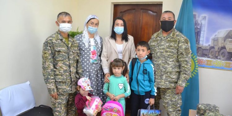 Әскери қызметшілердің отбасыларымен жұмыс басты назарда!