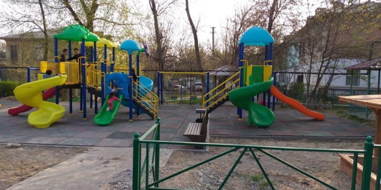 Шымкент : Абай ауданында 36 көпқабатты тұрғын үйдің ауласы абаттандырылады