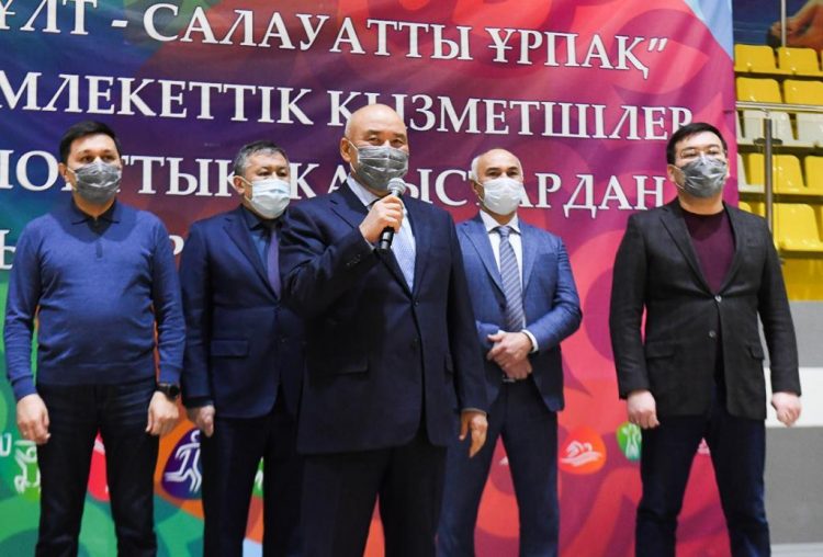 Түркістан облысының мемлекеттік қызметкерлері спорттан үздіктерді анықтады