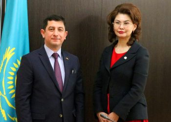 Аида Балаева Түркияның Қазақстандағы Елшісімен кездесті