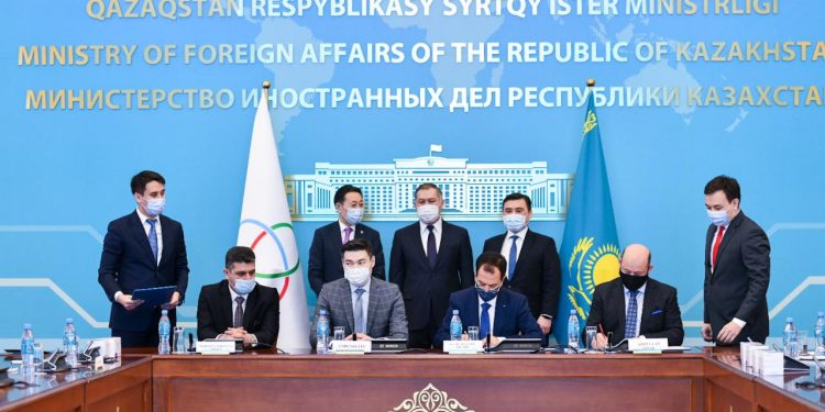 Қазақстан бірқатар елдерге гуманитарлық көмек берді