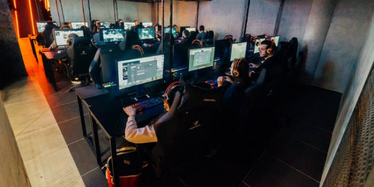 Шымкентте карантинді бұзған компьютерлік клуб анықталды