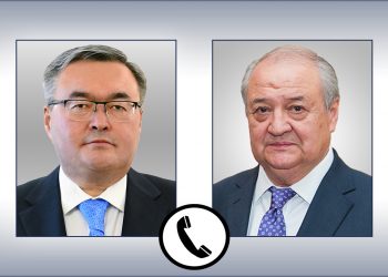 Қазақстан мен Өзбекстан СІМ басшылары телефон арқылы сөйлесті