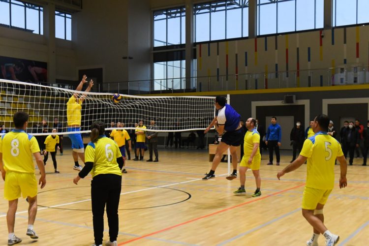 Түркістан облысының мемлекеттік қызметкерлері спорттан үздіктерді анықтады