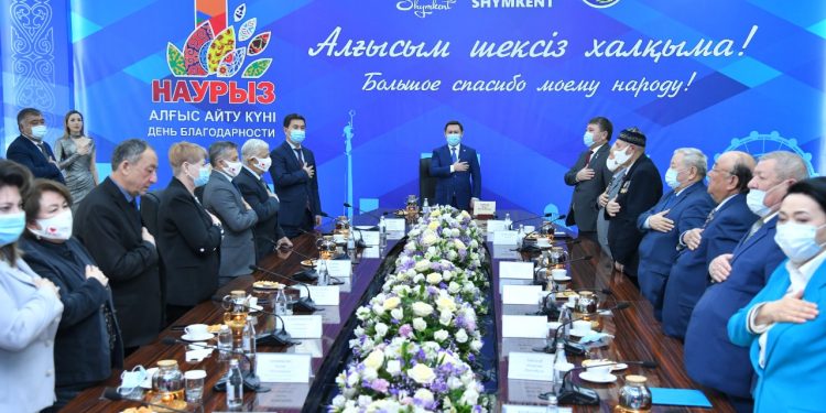 Шымкенттіктер алғыс айту күнін атап өтті