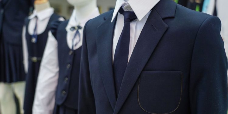 Оқушыларға сабаққа еркін және ұқыпты киімде қатысуға рұқсат етіледі