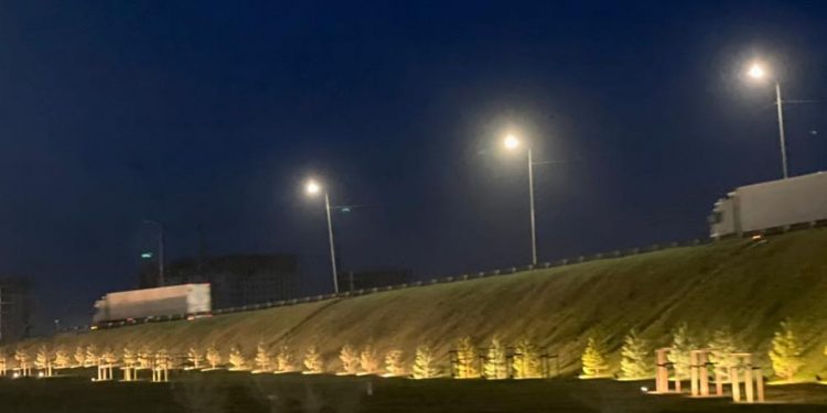 Түркістан қаласында түнгі жарықтандыру жұмыстары жүріп жатыр