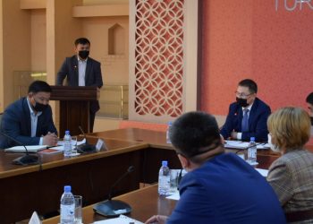 Түркістан қаласының әкімі жауапты басшыларға жұмысты ширатуды тапсырды