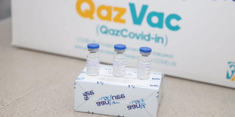 Отандық вакцинаның алғашқы партиясы өңірлерге жөнелтілді