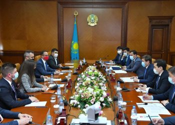 Қала әкімі венгриялық инвесторлармен кездесті