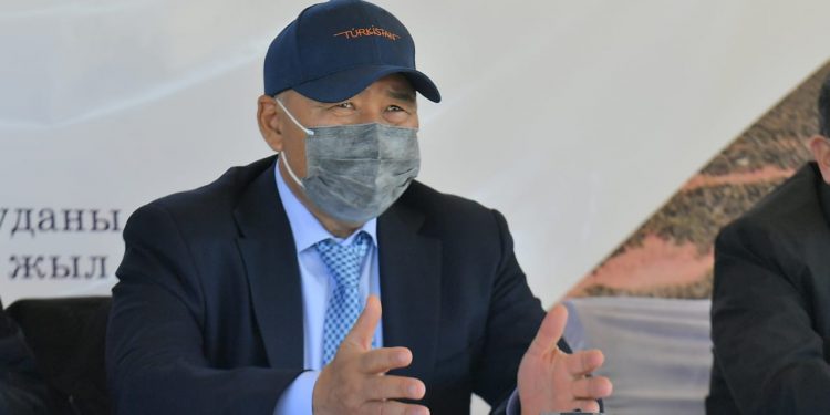 Өмірзақ Шөкеев жайылымдық жер мәселесін реттеуді жүктеді