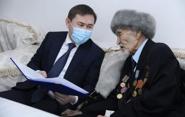 Шымкентте Ұлы Отан соғысы ардагерлеріне 1 миллион теңгеден берілді