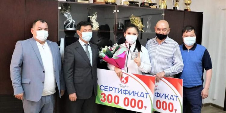 Шымкенттік боксшы Дана Дидай әлем чемпионатының күміс жүлдегері атанды