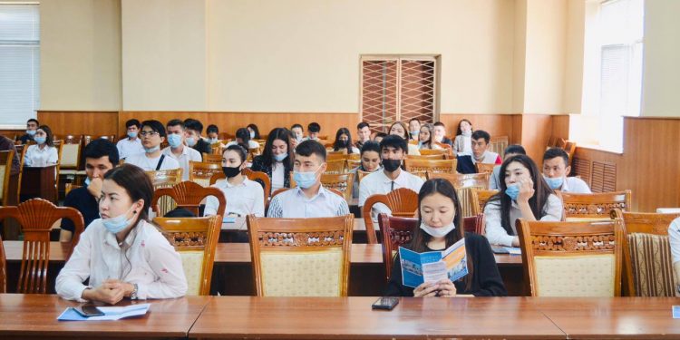 Шымкент: «Еңбек» мемлекеттік бағдарламасы бойынша кездесу өтті