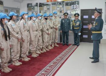 Шымкент : Жас сарбаздар «Ерлік мұражайын» аралады