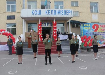 Шымкенттегі орта мектепке Сабыр Рахимовтың есімі берілді