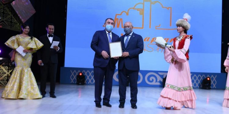 Түркістан облысының дамуына үлес қосқан азаматтар марапатталды