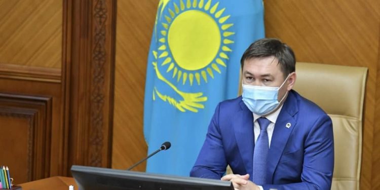 Шымкентте «Халық қатысатын бюджет» жобасы аясында 66 көпқабатты тұрғын үйдің аулалары абаттандырылды