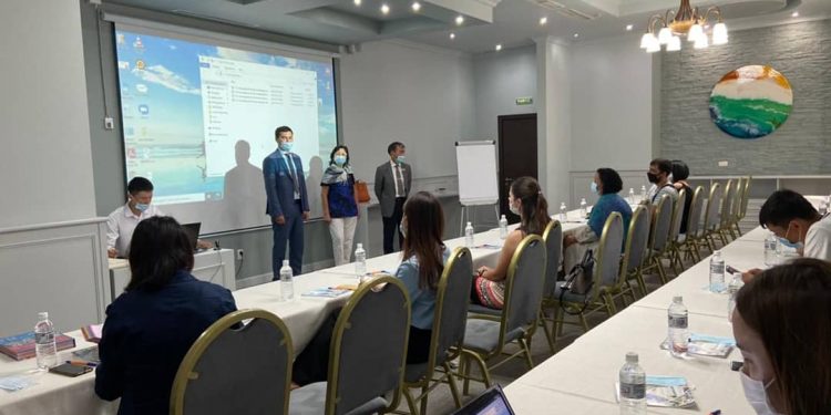 Шымкентте экскурсия жетекшілері мен қонақ үй әкімшілеріне арналған семинар тренинг басталды