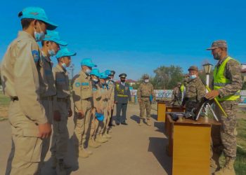 Жас сарбаздар Арыс қаласындағы әскери бөліммен танысты