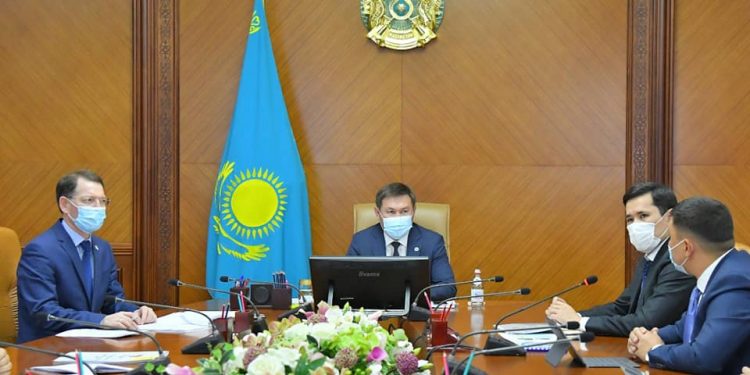 Мұрат Әйтенов: Нарықта бәсекеге қабілетті және экспортқа бағытталған өнімдер өндірісін ұлғайту қажет