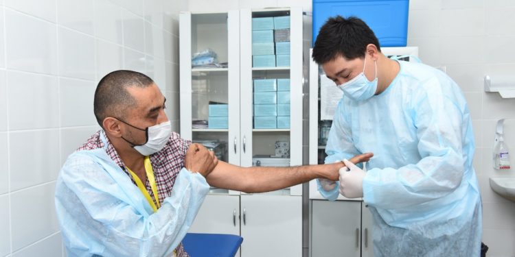 Шымкентте екпе алуға үндейтін акция өтті