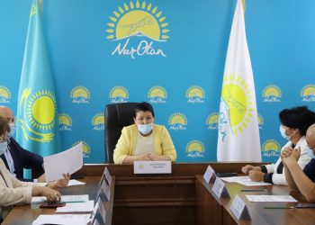 Түркістанда денсаулық сақтау саласындағы өзекті мәселелер талқыланды