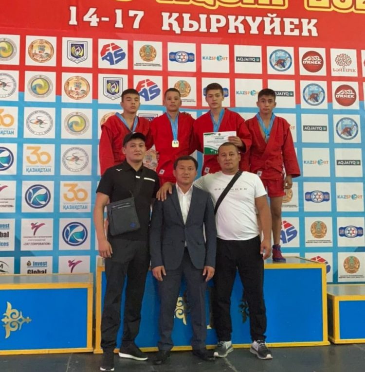 Түркістандық самбошылардың бәсі биік